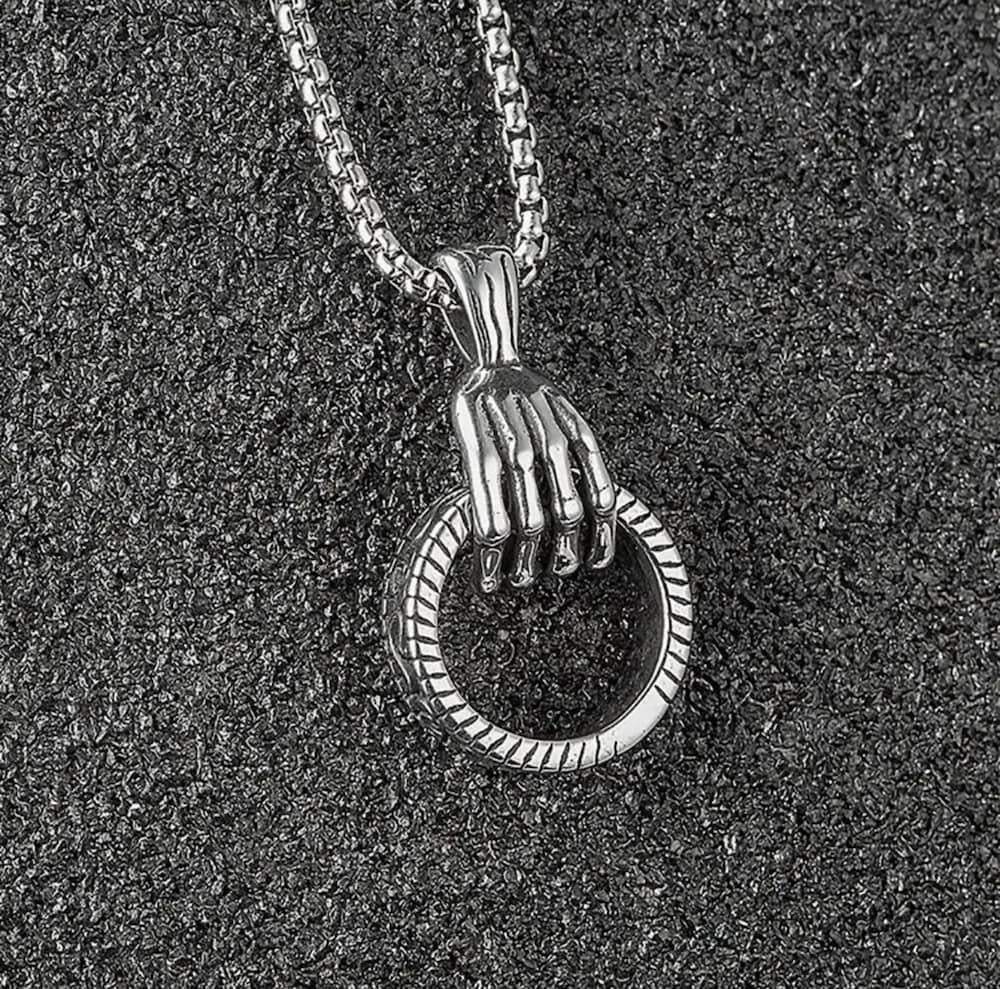 Ring Shaped Men's Necklace - 1 Pc Silver & Golden Unique Design