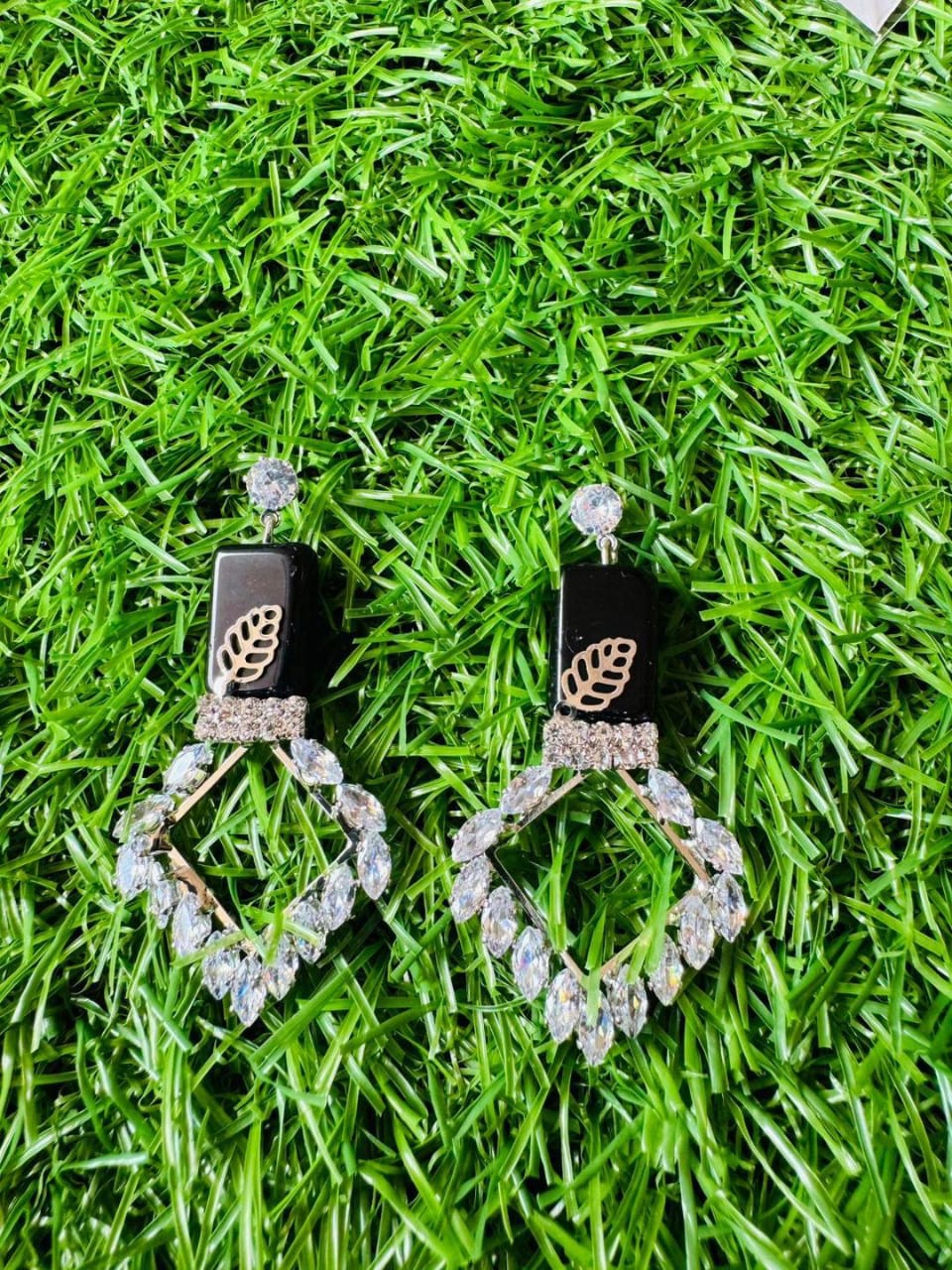 Fancy Crystal Earrings for Women - 1 Pair